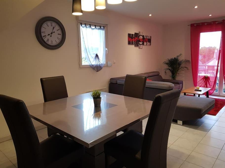Logement Plein Centre De Plerin A Proximite Des Plages Et Des Commerces Exterior foto
